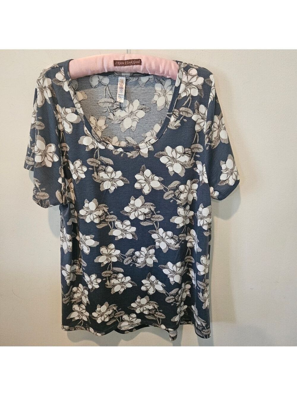 LuLaRoe Women's Floral Short Sleeved High-Low Tunic Top, Scoop Neck, Size 2XL